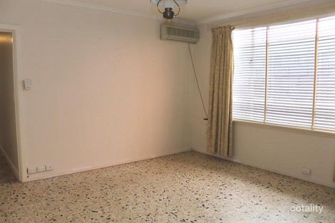 Property photo of 18 Yertchuk Avenue Ashwood VIC 3147