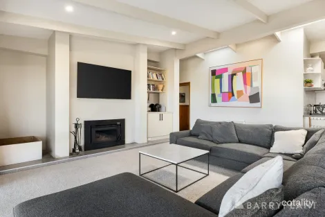 Property photo of 69 The Crest Yarra Glen VIC 3775