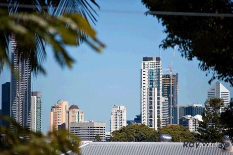 5 Walker St, Windsor, QLD 4030