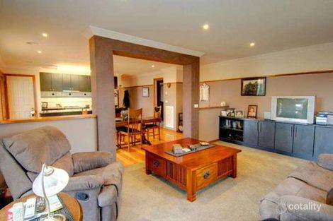 Property photo of 22 Canadian Springs Drive Canadian VIC 3350