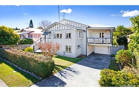 16 Leicester St, Coorparoo, QLD 4151