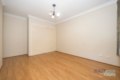 Property photo of 2/16 Passmore Street Rossmoyne WA 6148