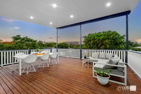 Property photo of 11 Dibbil Street Chermside West QLD 4032
