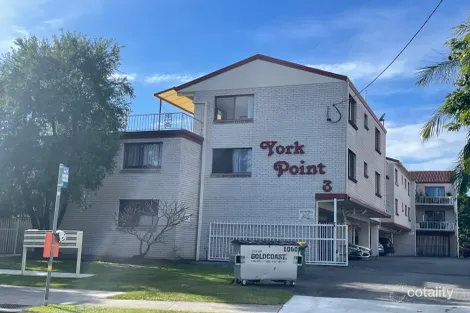 5/3 Ahern St, Labrador, QLD 4215