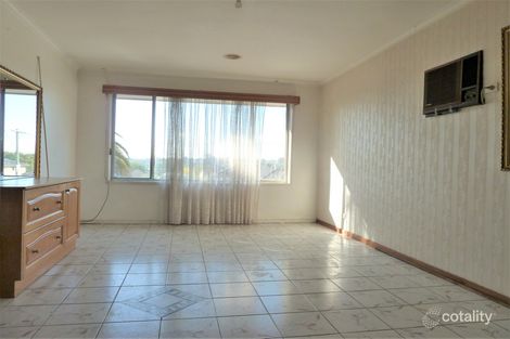 Property photo of 66 Ferntree Gully Road Oakleigh East VIC 3166