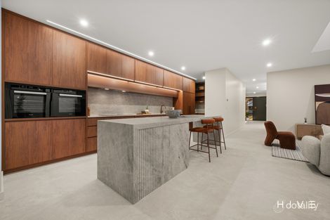 Property photo of 4 Foott Street Garran ACT 2605