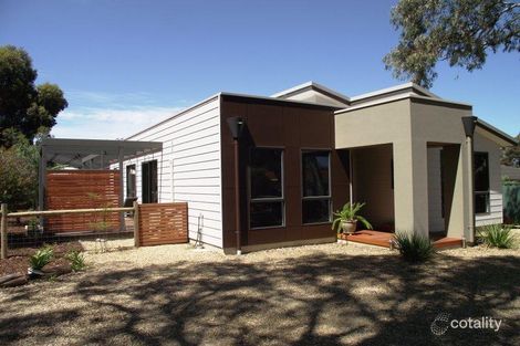 13 Norman Ave, Normanville, SA 5204