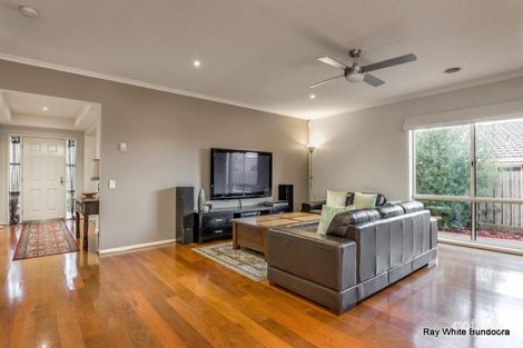 Property photo of 66 Wagstaff Drive Mill Park VIC 3082