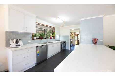 Property photo of 29 Buronga Drive Springdale Heights NSW 2641