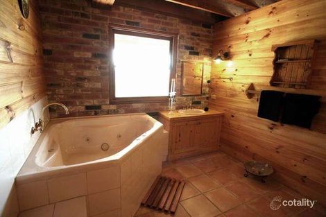 Property photo of 88 Mountain Road Cockatoo VIC 3781