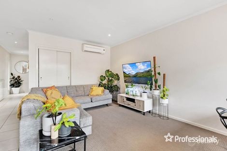 Property photo of 2/24 Tyler Crescent Tarneit VIC 3029