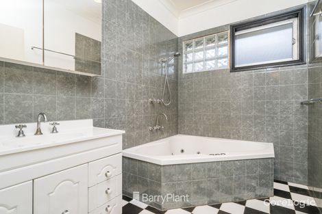 Property photo of 36 Laura Avenue Belmont VIC 3216