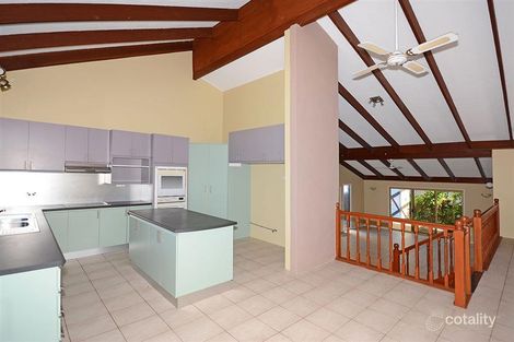 Property photo of 8 Kentia Court Kawungan QLD 4655
