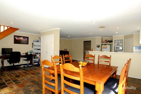 Property photo of 13 Wildoer Drive Aspendale Gardens VIC 3195