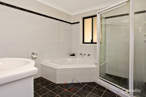 Property photo of 4 Caira Place Quakers Hill NSW 2763