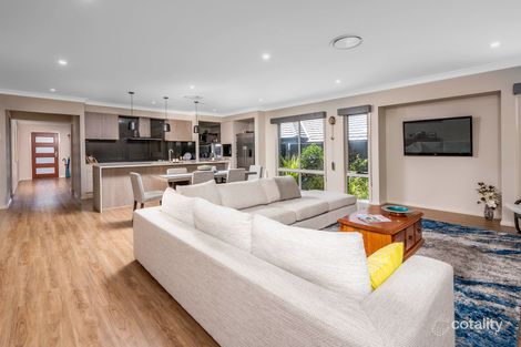 Property photo of 18 Daniel Street Googong NSW 2620