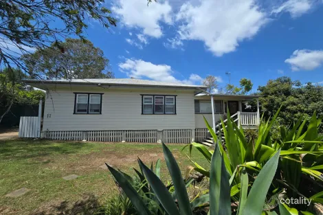 17 Albert St, Crows Nest, QLD 4355