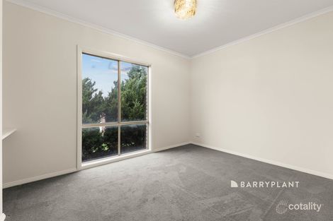 Property photo of 11 Grandview Terrace Narre Warren South VIC 3805