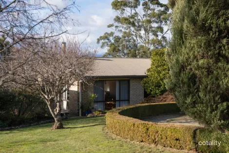 Property photo of 35 Summit Drive Devon Hills TAS 7300