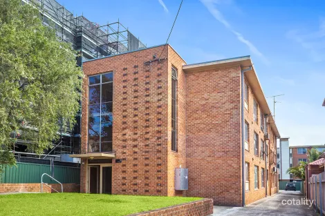 Property photo of 6/10 Bessell Avenue North Wollongong NSW 2500