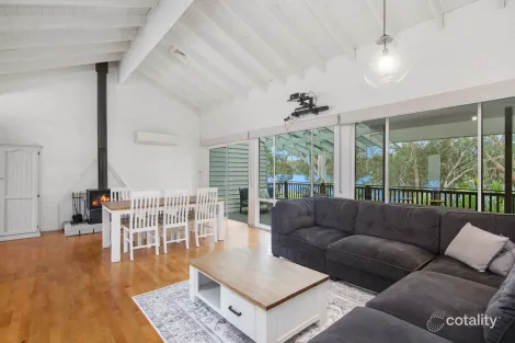 62a Lloyd Ave, Chain Valley Bay, NSW 2259