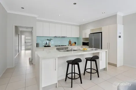 Property photo of 4 Anson Court Ashburton VIC 3147