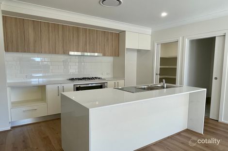 Property photo of 28 Tuncester Street Colebee NSW 2761