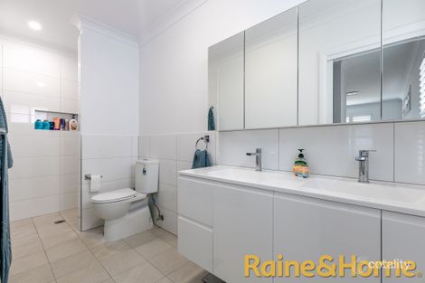 Property photo of 17 Current Court Dubbo NSW 2830