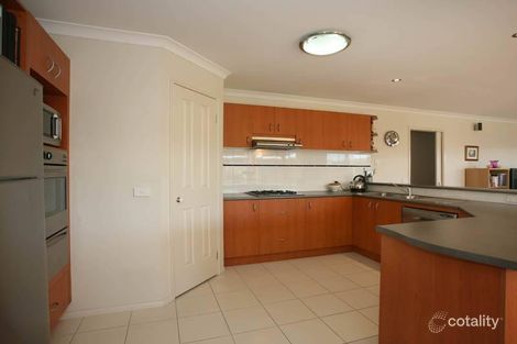 Property photo of 25 Marsh Grove Berwick VIC 3806