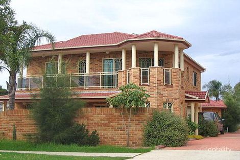 3/128 Wangee Rd, Greenacre, NSW 2190