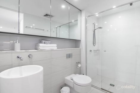 Property photo of 1603/1 Oracle Boulevard Broadbeach QLD 4218