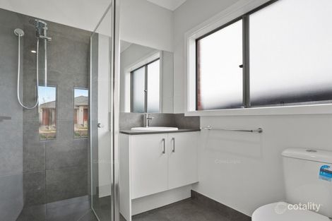 Property photo of 21 Snowy Road Weir Views VIC 3338