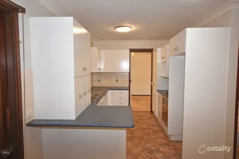 Property photo of 1 Timberi Drive Dubbo NSW 2830