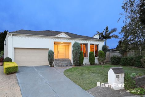 Property photo of 19 Maree Court Rowville VIC 3178