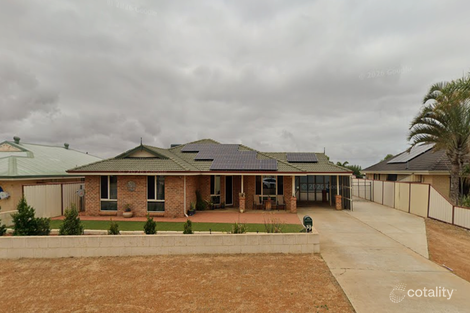 33 Weeloo Rd, Waggrakine, WA 6530