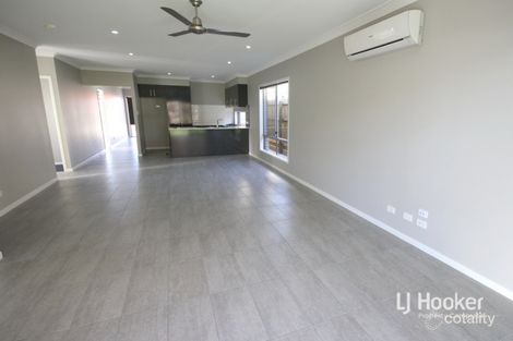Property photo of 8 Carpenter Street Yarrabilba QLD 4207