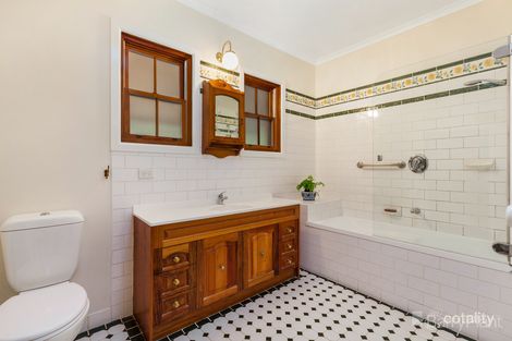 Property photo of 15 Fleming Drive Broadford VIC 3658
