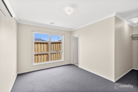 Property photo of 18 Nectar Drive Mount Duneed VIC 3217