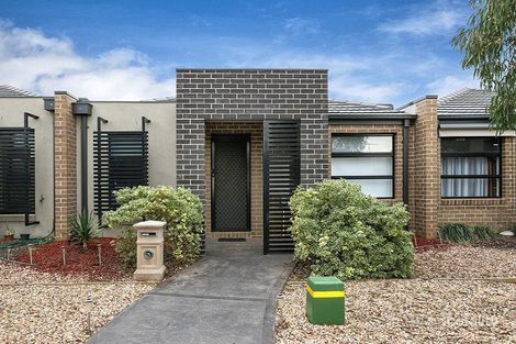 11 Peppermint Lane S, Melton, VIC 3337