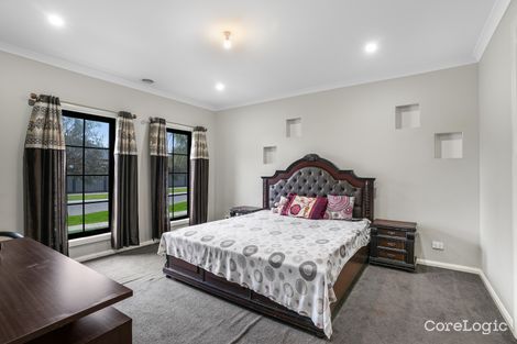 Property photo of 14 Nattai Street Craigieburn VIC 3064