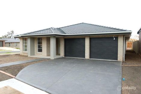 Property photo of 33 Elimatta Avenue Jordan Springs NSW 2747
