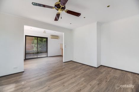 Property photo of 14 Heath Place Meadow Heights VIC 3048