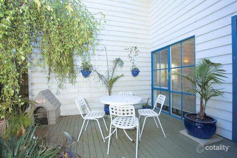 Property photo of 15 Ti-Tree Crescent Seaford VIC 3198