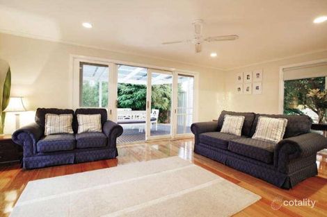 Property photo of 40 Warren Road Mordialloc VIC 3195
