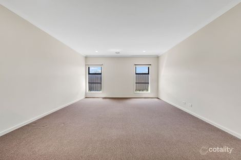 Property photo of 14 Tarlo Court Craigieburn VIC 3064