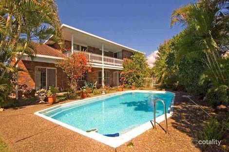5 Rabaul Ave, Runaway Bay, QLD 4216