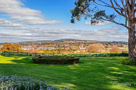 Property photo of 17 Swinburne Avenue Gisborne VIC 3437