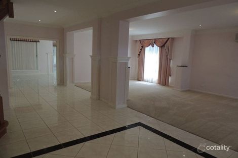 Property photo of 17 Sovereign Place Wantirna South VIC 3152