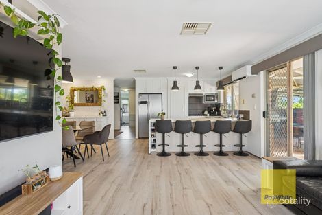 Property photo of 21 Newbold Place Jane Brook WA 6056