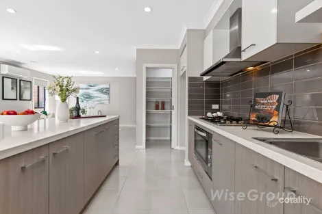 Property photo of 13 Prospect Way Officer VIC 3809